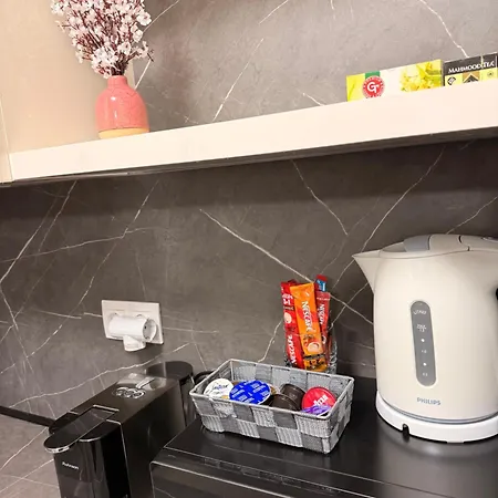 Danny Welcomes * 부르가스