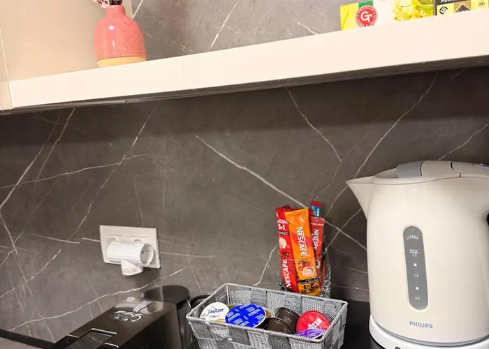 Danny Welcomes * 부르가스