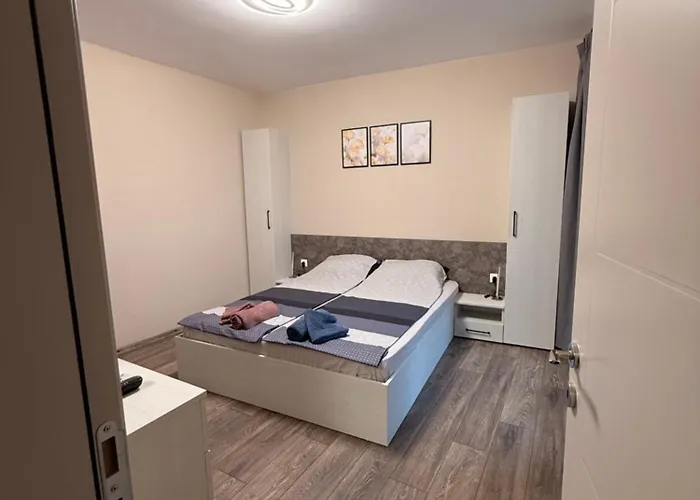 Danny Welcomes * Burgas