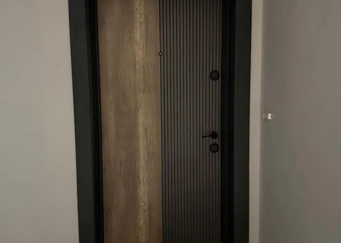 Danny Welcomes 아파트 부르가스