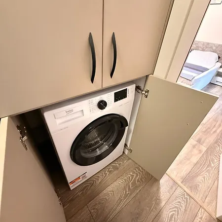 Danny Apartment 2 - Top Location - Frontex Welcome *