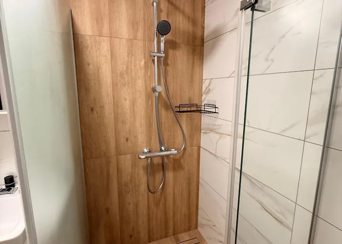 Daire Danny Welcomes