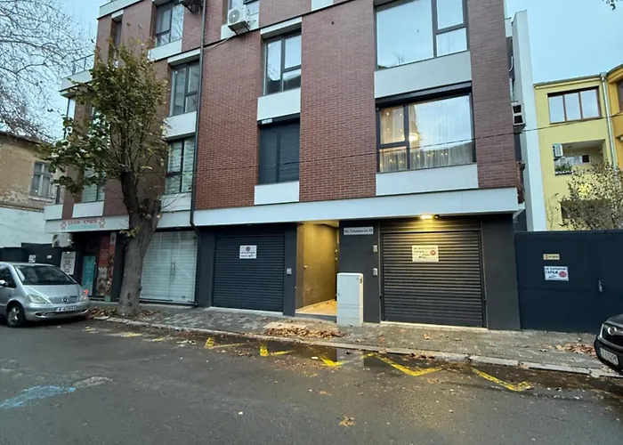 Daire Danny Welcomes